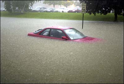 flooded_car